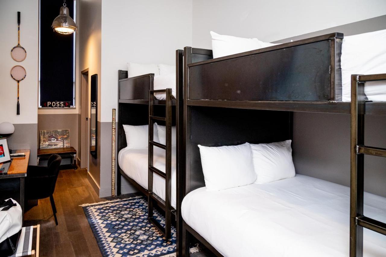 The Chicago Hotel Collection River North Room photo